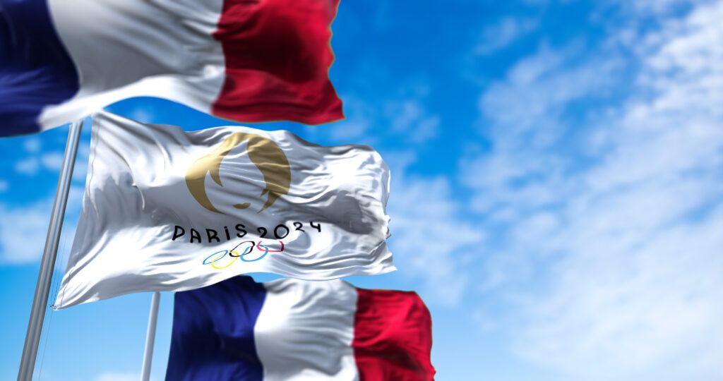 Tournée des drapeaux des JO de Paris 2024 : une étape célébrée au